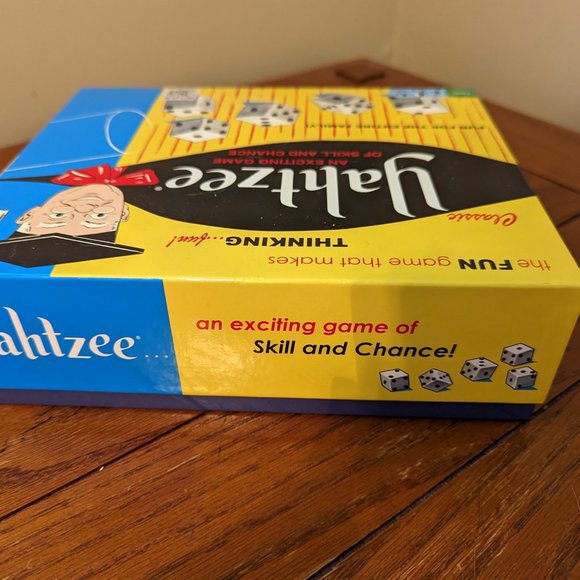 Yahtzee Classic Edition by Hasbro Vintage Game Box Edition 2013 Reissue - Picture 5 of 7